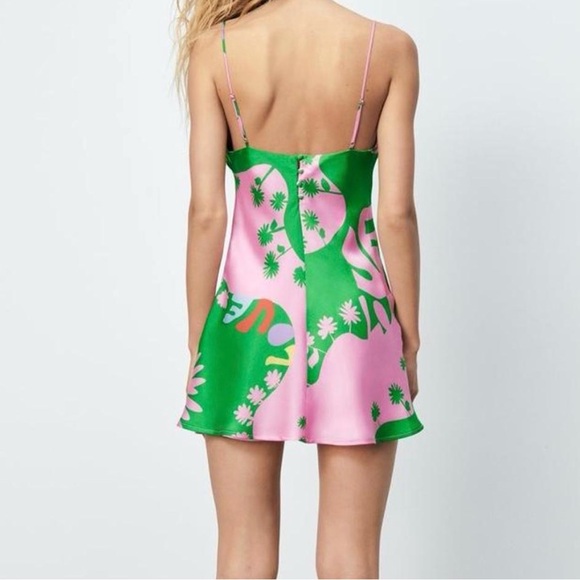 Printed short spaghetti strap slip dress in green and pink floral print. - Picture 2 of 4